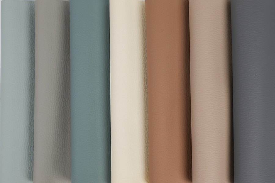 Odolná syntetická kůže na pohovku proti odlupování